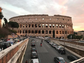 Отель Apartment Polveriera Colosseum  Рим